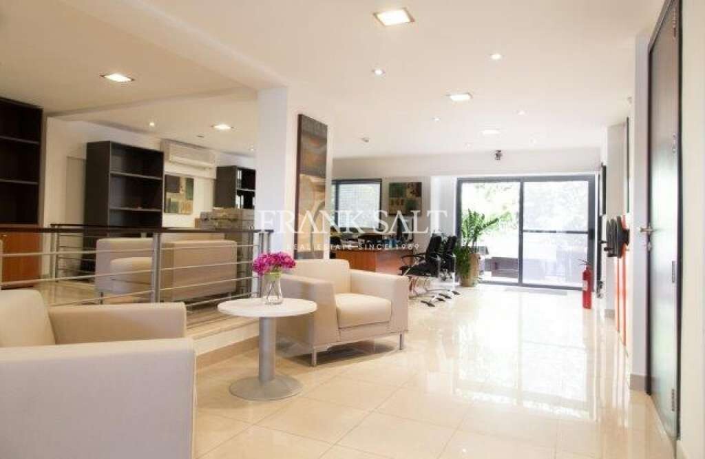 Escritório em Sliema, Malta 241 m² N.º 13057