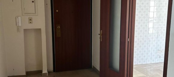 Apartamento de 3 divisões em Taranto, Italy N.º 33804 21