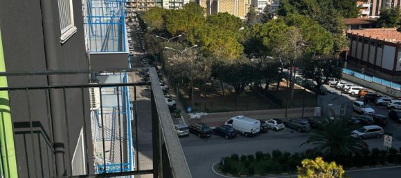 Apartamento de 3 divisões em Taranto, Italy N.º 33804 31