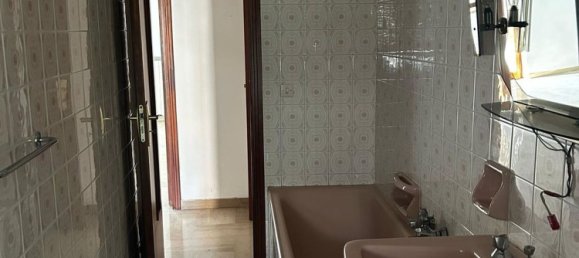 Apartamento de 3 divisões em Taranto, Italy N.º 33804 28