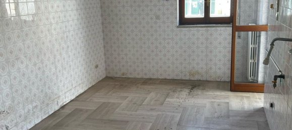 Apartamento de 3 divisões em Taranto, Italy N.º 33804 23