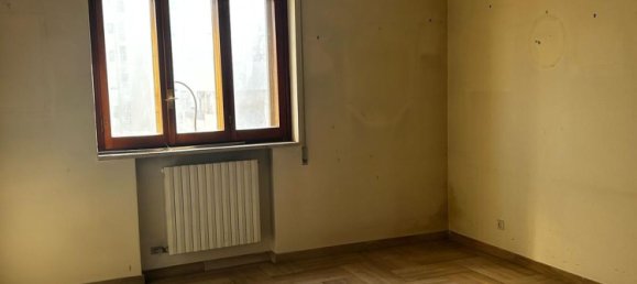 Apartamento de 3 divisões em Taranto, Italy N.º 33804 13