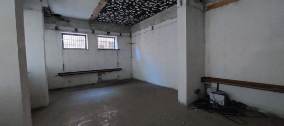 Bureau à Lipomo, Italy 1185m² No. 380577 12