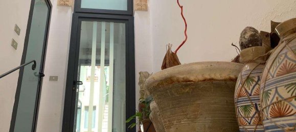 3 bedrooms House in Noto, Italy No. 68931 24