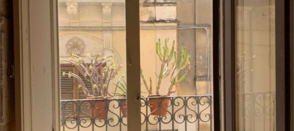 3 bedrooms House in Noto, Italy No. 68931 8