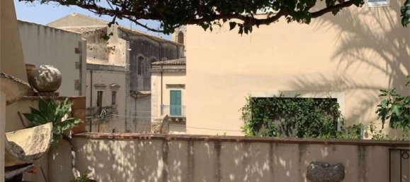 3 bedrooms House in Noto, Italy No. 68931 17