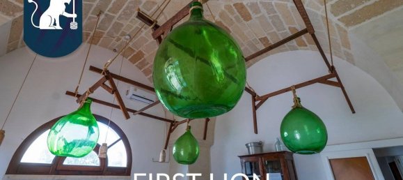 16-Zimmer Villa in Cavallino, Italy, Nr. 31511 18