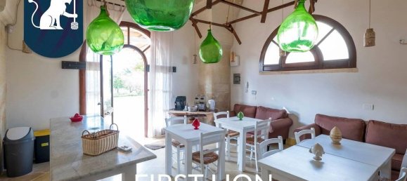 16-Zimmer Villa in Cavallino, Italy, Nr. 31511 17