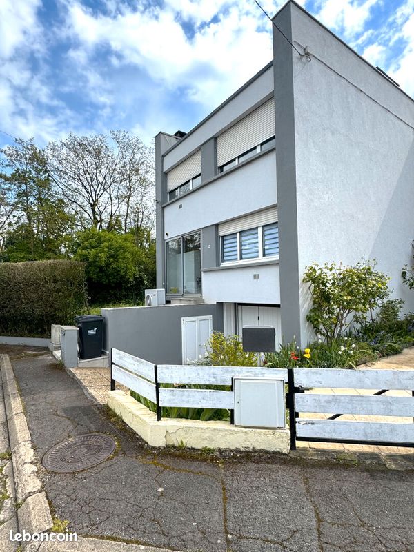 3 chambres Maison à Mondelange, France No. 58487