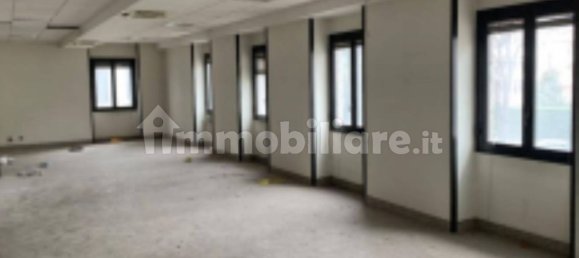 5-salle Propriété commerciale à Busto Arsizio, Italy No. 296797 6