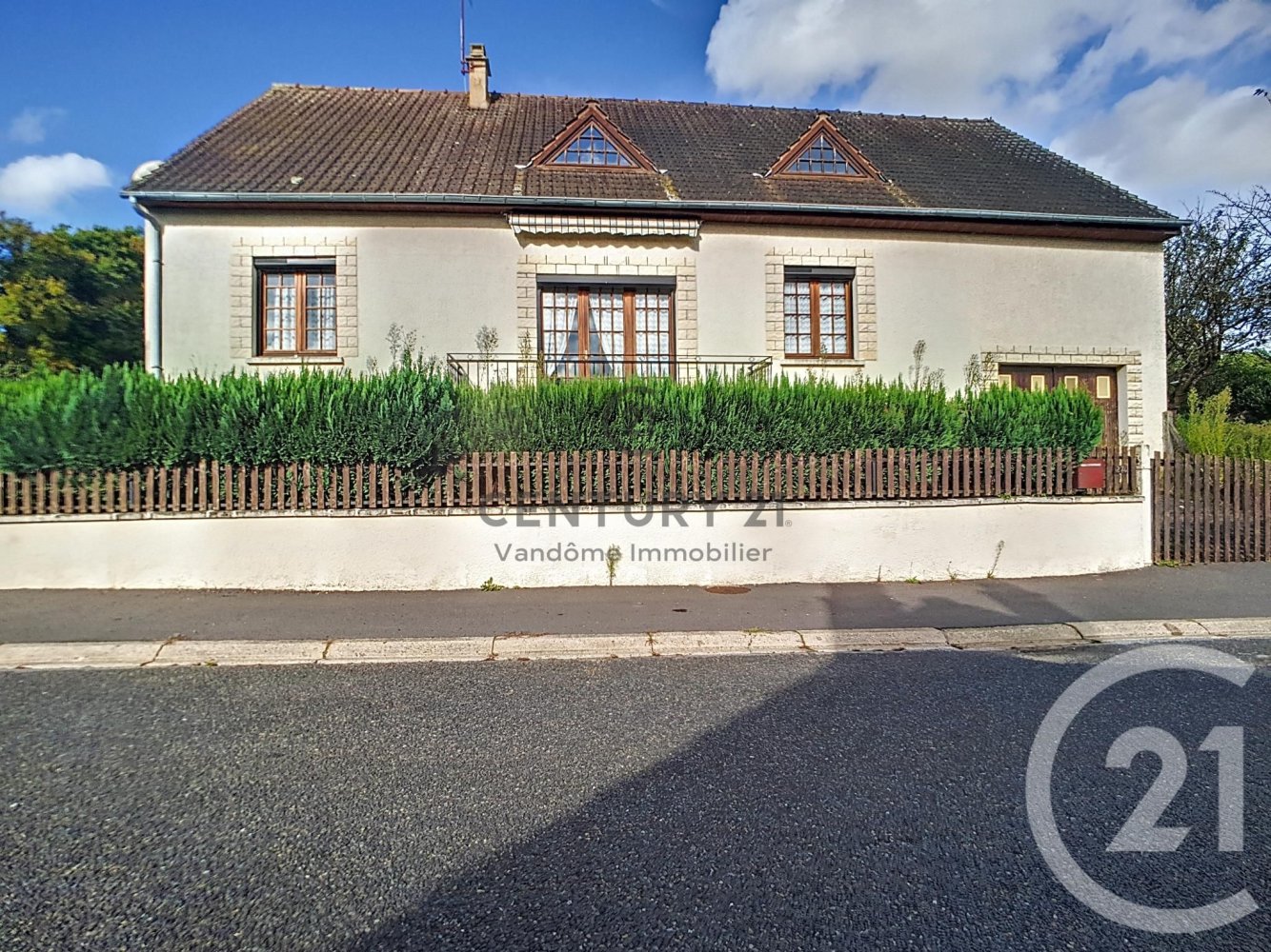 6 Schlafzimmer Haus in Crepy-en-Valois, France, Nr. 267272