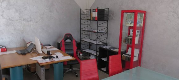 434m² Warehouse in Calendasco, Italy No. 17192 5