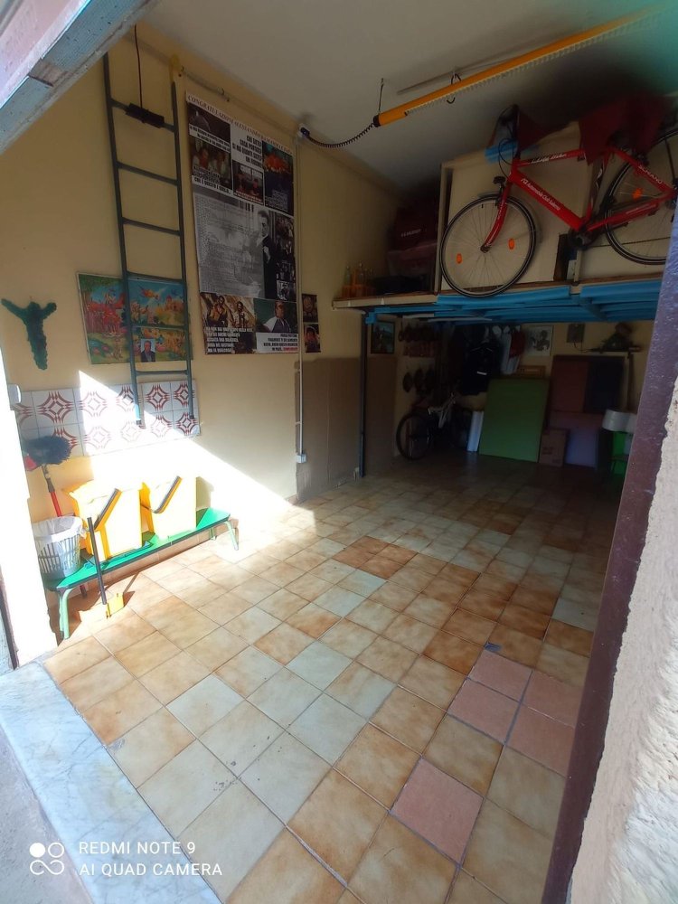 Garaje en Giffoni Valle Piana, Italy 20 m² No. 273186