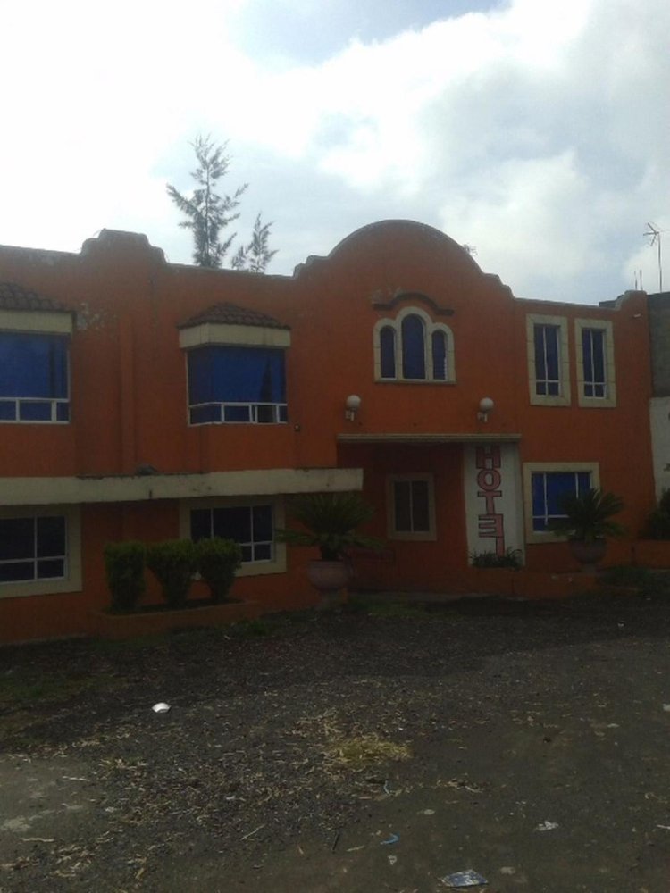 1400m² Building in Ciudad Nezahualcoyotl, Mexico No. 200870