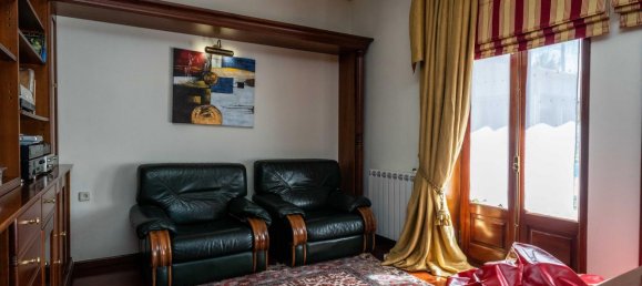 4 bedrooms House in Espinho, Portugal No. 1541 6