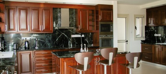 8 bedrooms Villa in Pegeia, Cyprus No. 23013 6