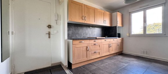 Apartamento de 1 dormitorio en Reims, France No. 153201 2