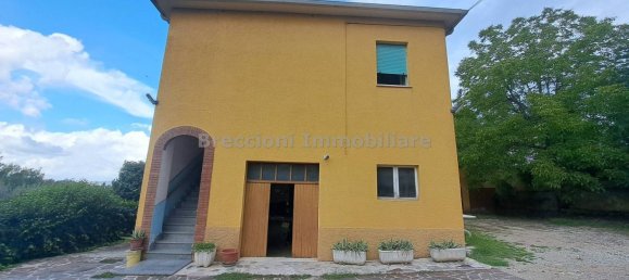 Вилла с 3 спальнями в Треви, Италия № 356586 17