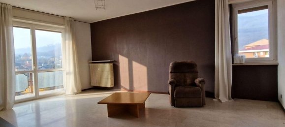 5 rooms Apartment in San Maurizio d'Opaglio, Italy No. 86334 4