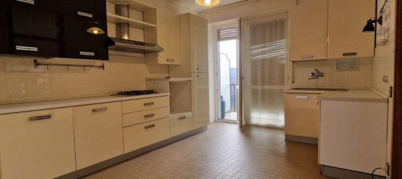 5 rooms Apartment in San Maurizio d'Opaglio, Italy No. 86334 6
