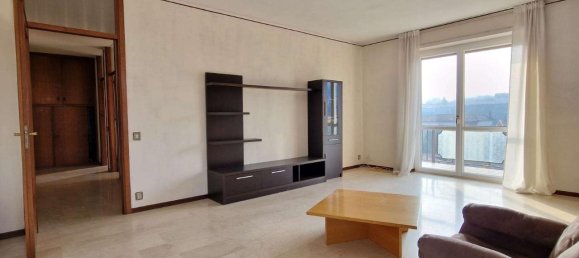 5 rooms Apartment in San Maurizio d'Opaglio, Italy No. 86334 2