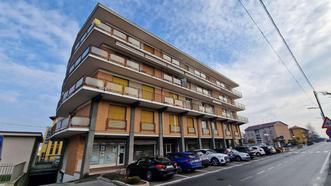 5 rooms Apartment in San Maurizio d'Opaglio, Italy No. 86334