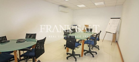 Oficina en Pieta, Malta 160 m² No. 11802 3