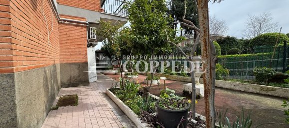 3 rooms Apartment in Rome, Italy No. 101447 2