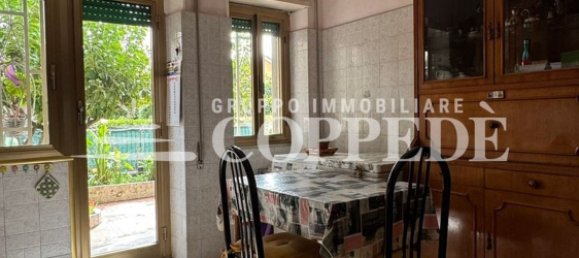 3 rooms Apartment in Rome, Italy No. 101447 7