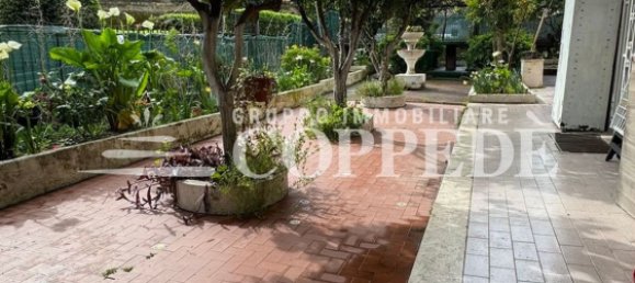 3 rooms Apartment in Rome, Italy No. 101447 3