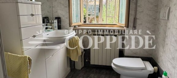 3 rooms Apartment in Rome, Italy No. 101447 17