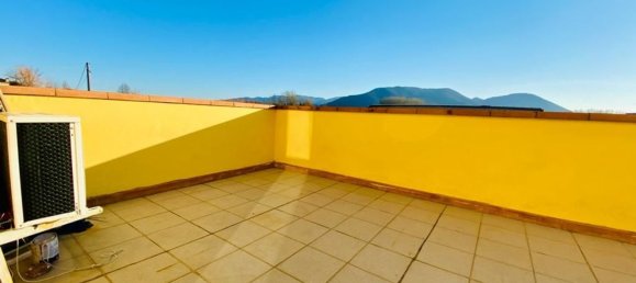 Studio in Lucca, Italy No. 91864 26