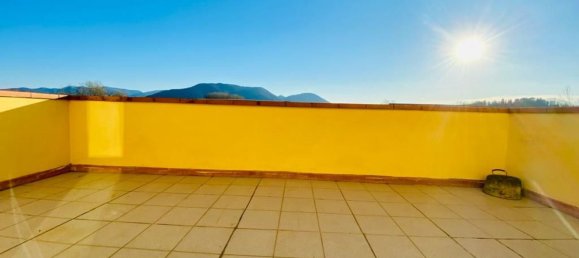 Studio in Lucca, Italy No. 91864 27