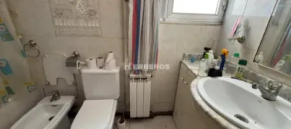 Квартира с 4 спальнями в Логроньо, Испания № 142442 28