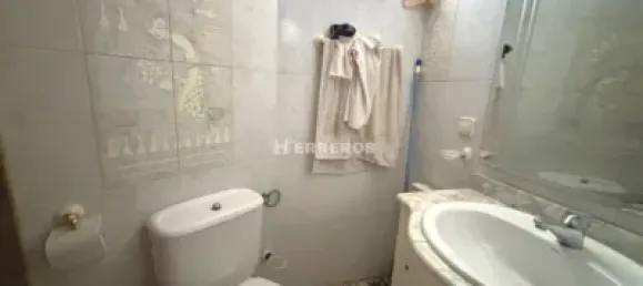 Квартира с 4 спальнями в Логроньо, Испания № 142442 6