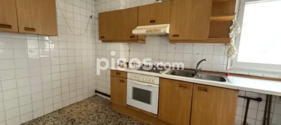 Квартира с 4 спальнями в Логроньо, Испания № 142442 27