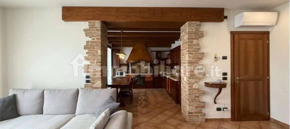 3 bedrooms Villa in Montebelluna, Italy No. 58863 5