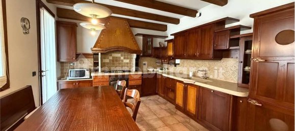 3 bedrooms Villa in Montebelluna, Italy No. 58863 25