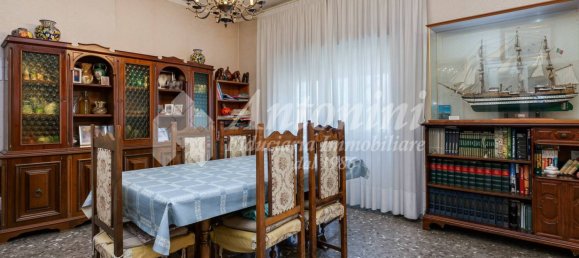 3 bedrooms Apartment in Rome, Italy No. 333640 11