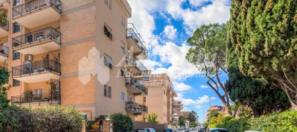 3 bedrooms Apartment in Rome, Italy No. 333640 23