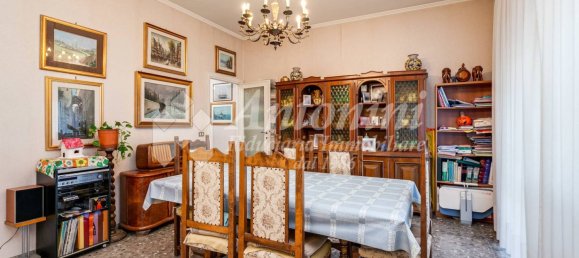 3 bedrooms Apartment in Rome, Italy No. 333640 9