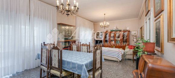 3 bedrooms Apartment in Rome, Italy No. 333640 4