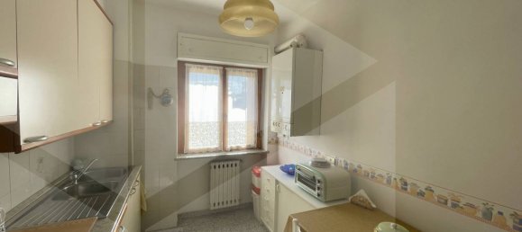 4 rooms Apartment in Avezzano, Italy No. 22256 16