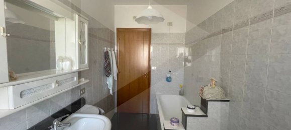 4 rooms Apartment in Avezzano, Italy No. 22256 24
