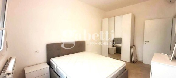 1 bedroom Apartment in Florence, Italy No. 264600 4