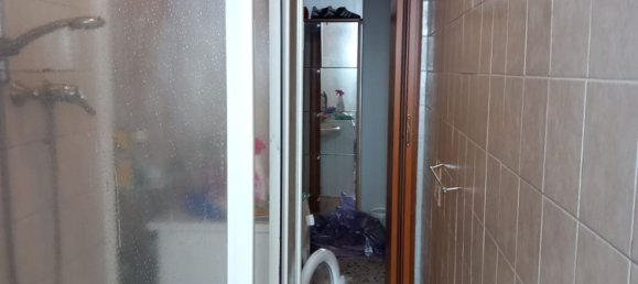 3 rooms Apartment in Piacenza, Italy No. 93969 45