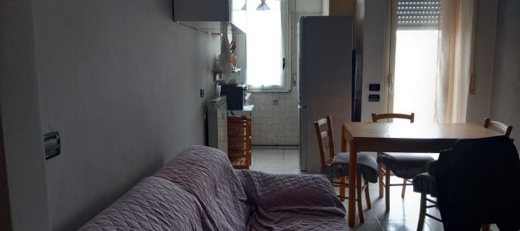 3 rooms Apartment in Piacenza, Italy No. 93969 12