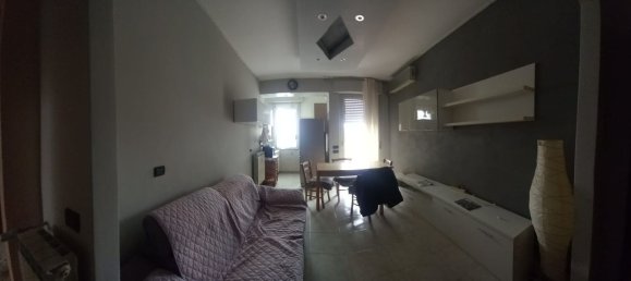 3 rooms Apartment in Piacenza, Italy No. 93969 4