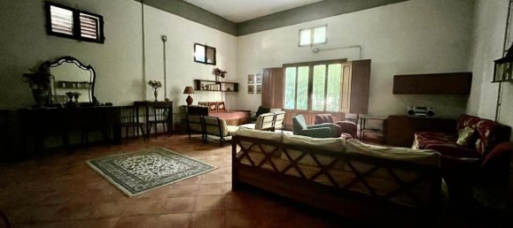 13 chambres Villa à Vinci, Italy No. 350955 8