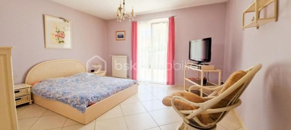 3 bedrooms Villa in Occitanie, France No. 286554 8